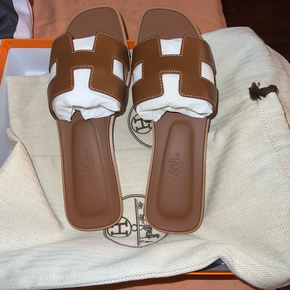 Brand New Hermès Oran Sandals